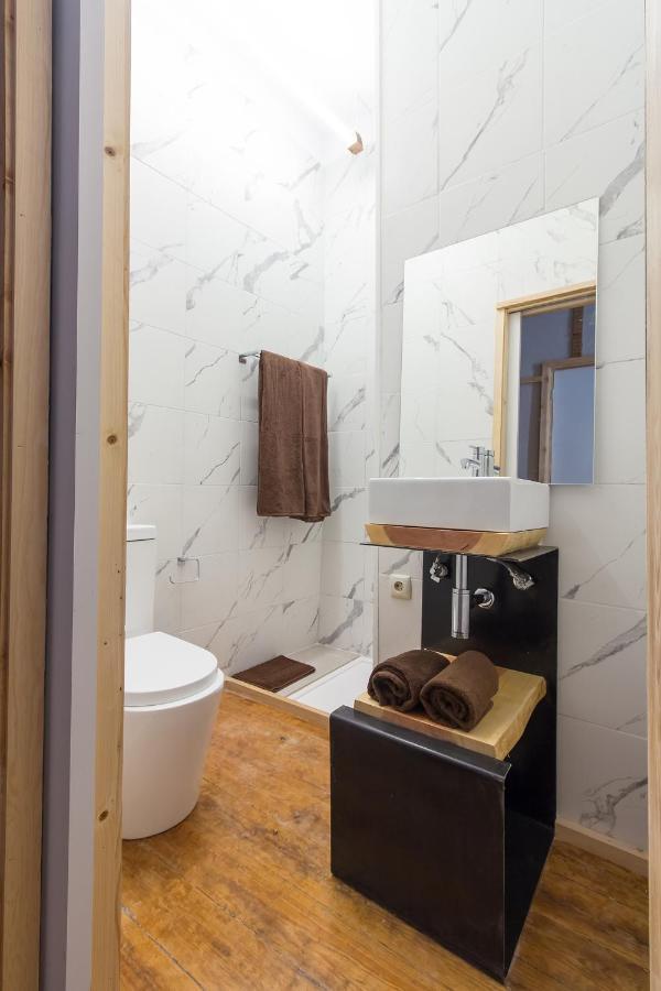 Quarto Duplo com Casa de Banho Privativa