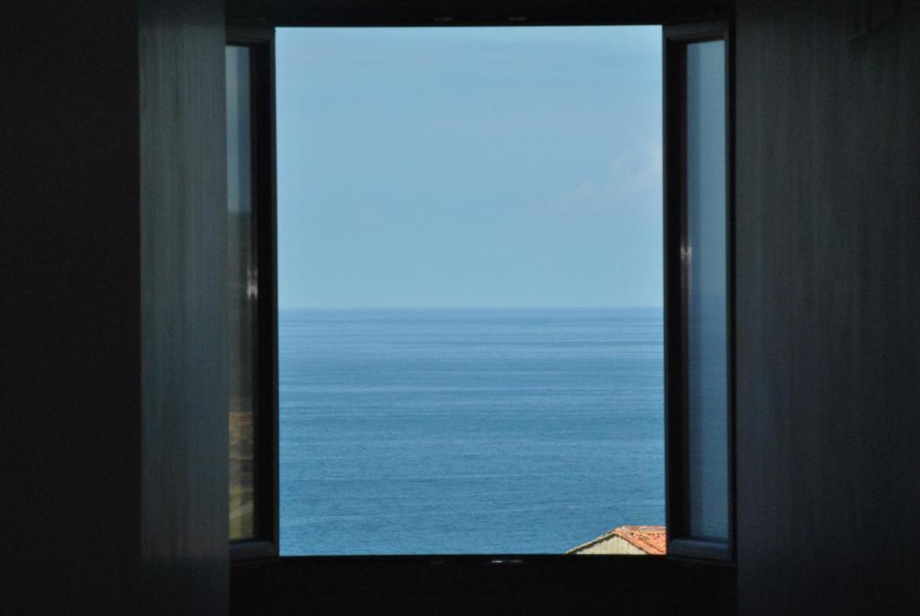 Habitación Doble con terraza y vistas al mar