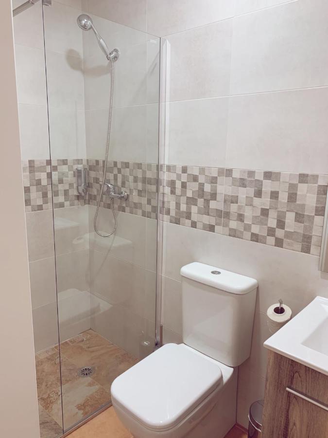 Quarto Duplo com Casa de Banho Privativa