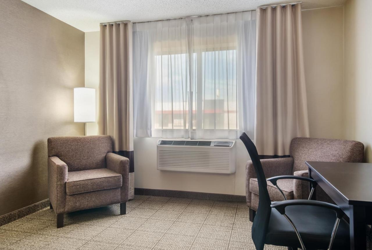 King Room - Non-Smoking