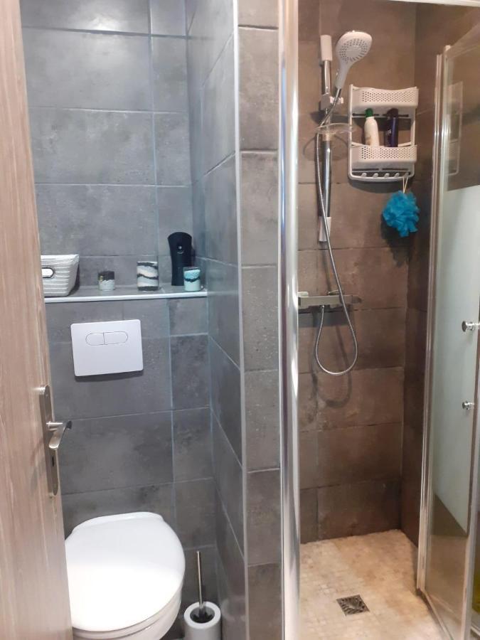 Chambre Double avec Salle de Bains Privative
