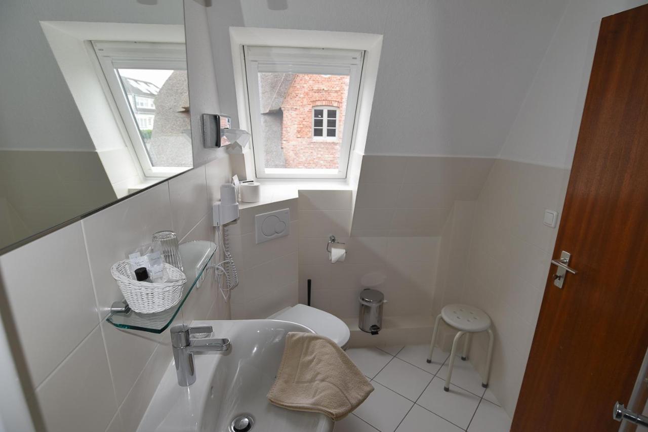 Einzelzimmer mit Dusche