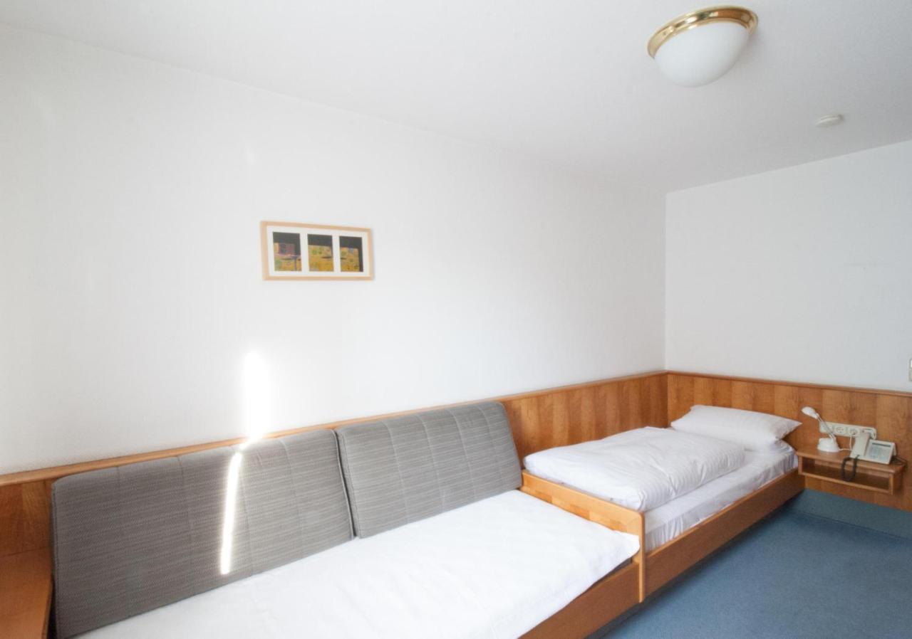 Zweibettzimmer