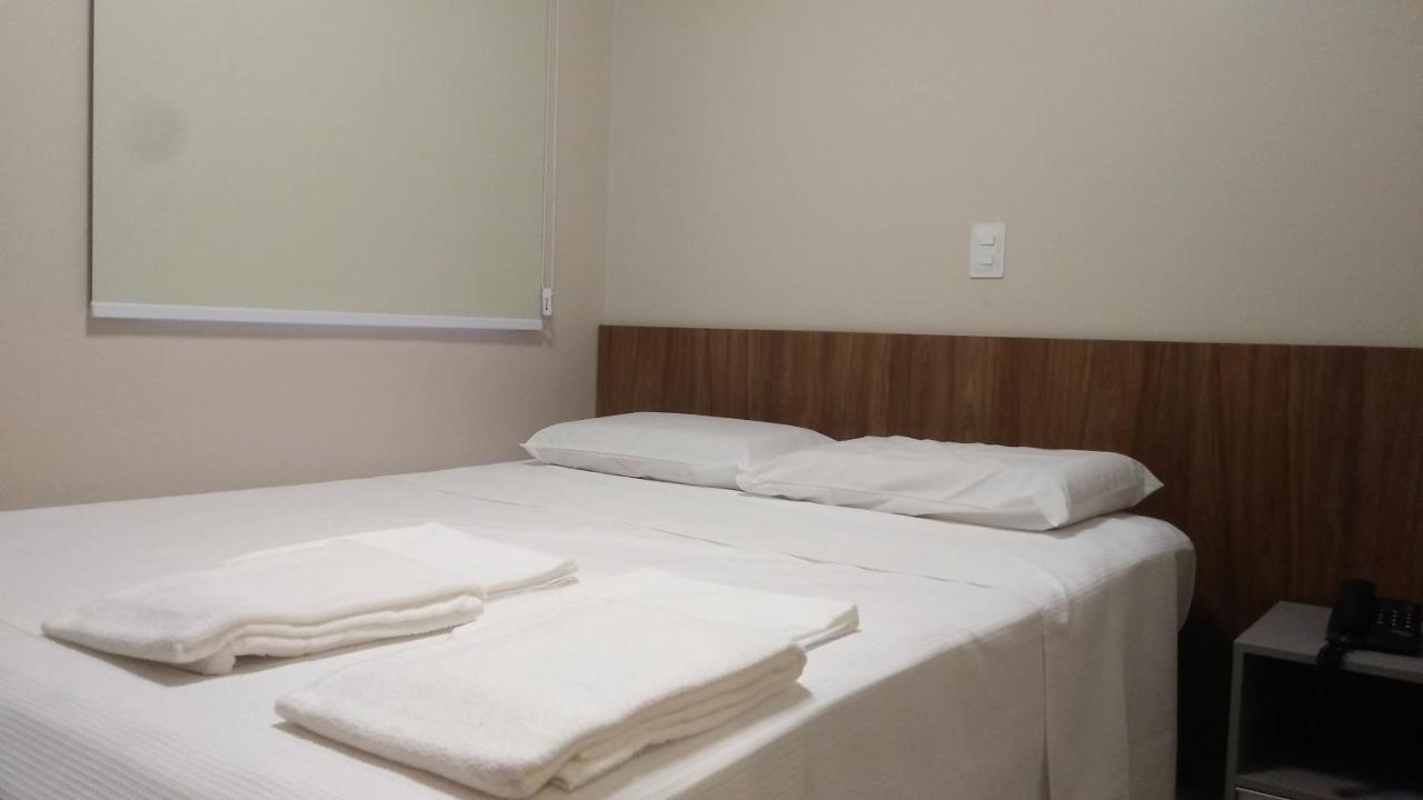 Quarto Duplo Deluxe com Chuveiro