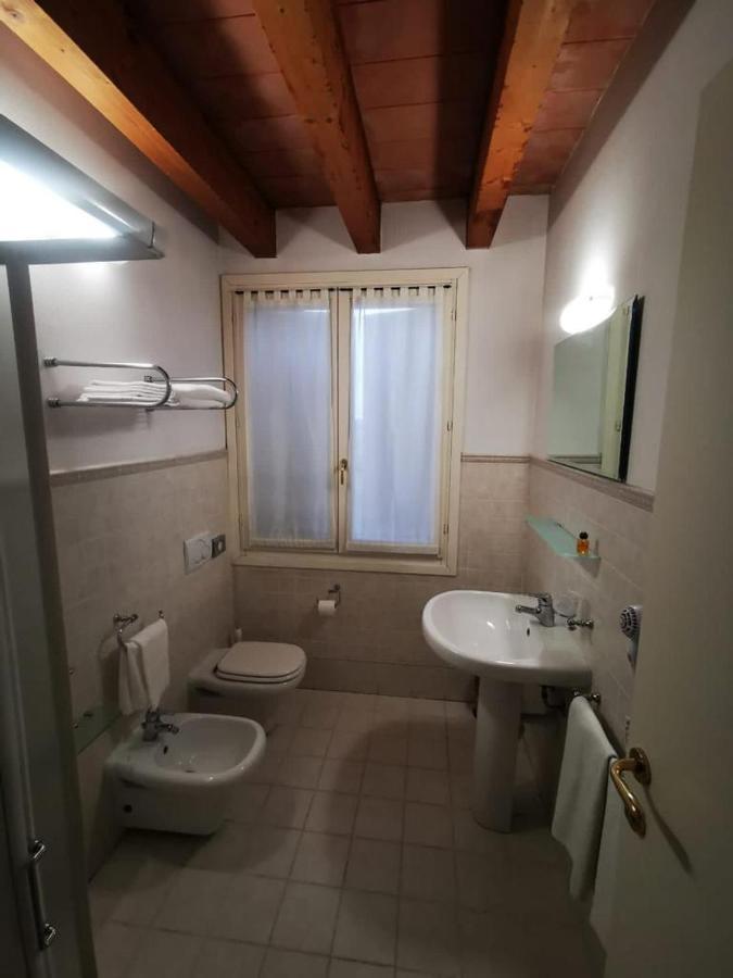 Camera Singola con Bagno