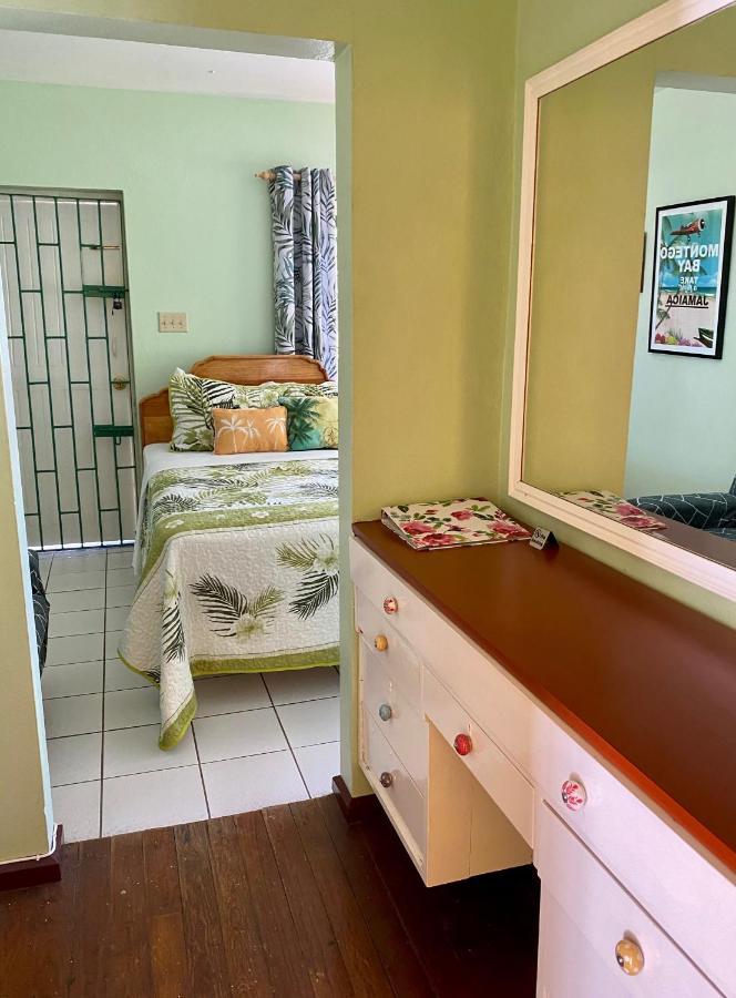 Zimmer mit 2 Queensize-Betten