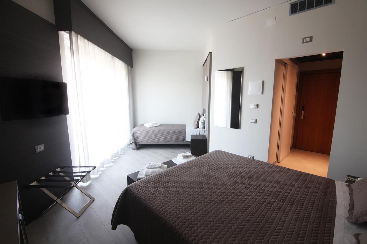 Superior Double or Twin Room with Balcony,1087579810:JPEG
