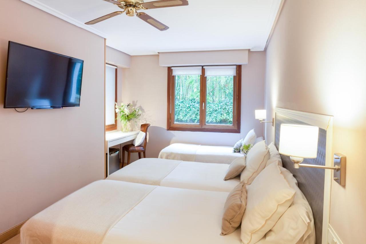 Chambre Triple avec Parking Gratuit