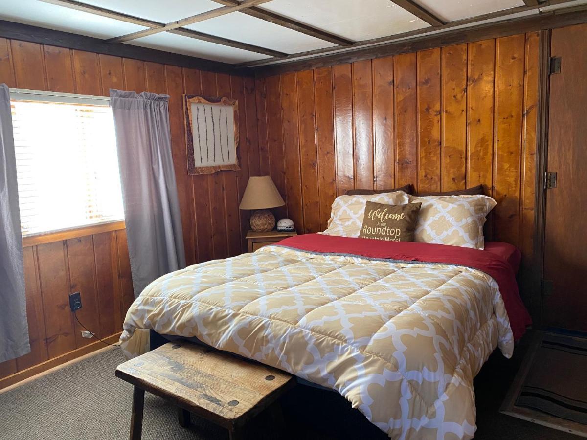 Cabin with kitchenette King