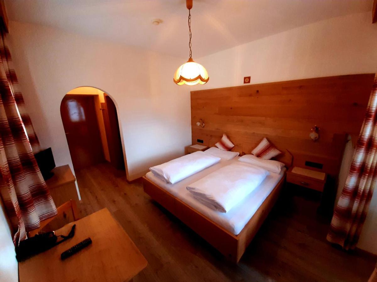 Double Room with Balcony,1077299644:JPEG