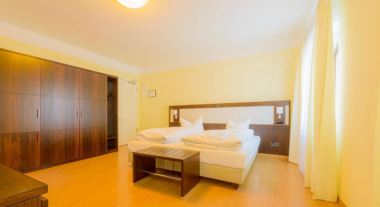 Dreibettzimmer
