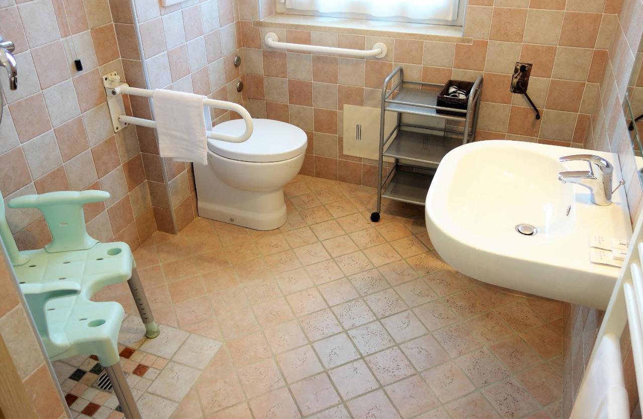 Quarto Triplo Temático