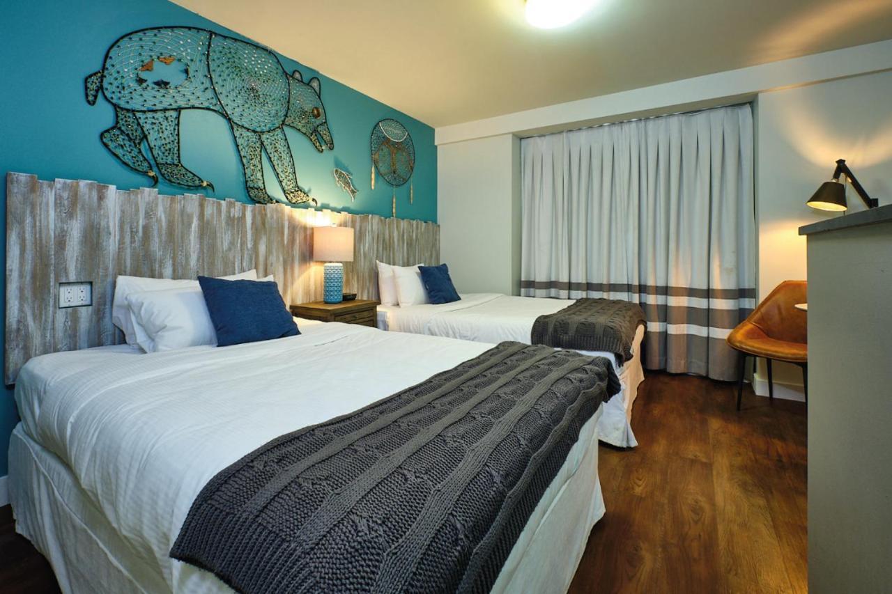 Deluxe Doppelzimmer mit 2 Doppelbetten