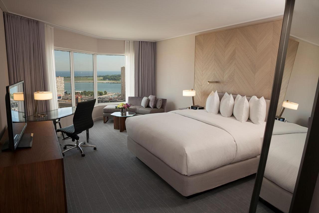 Habitación Premium con 1 cama extragrande y vistas al lago Ontario - Planta superior
