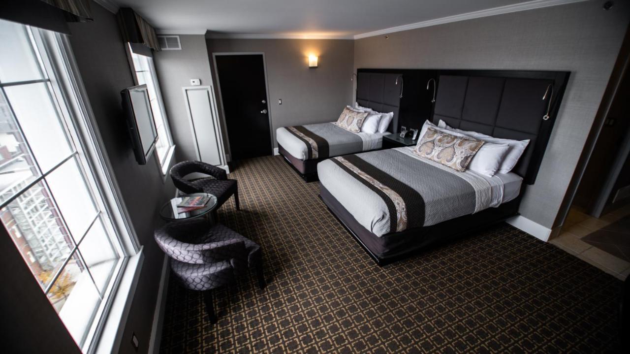 Standard Room with Two Queen Beds