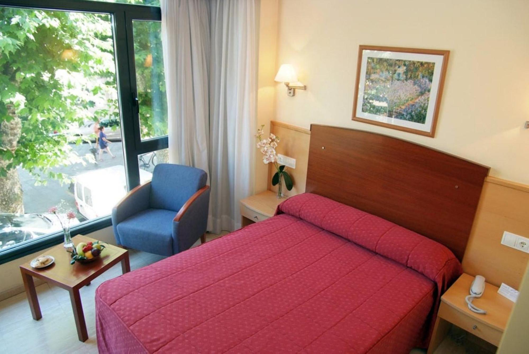 Double or Twin Room,1005619105:JPEG