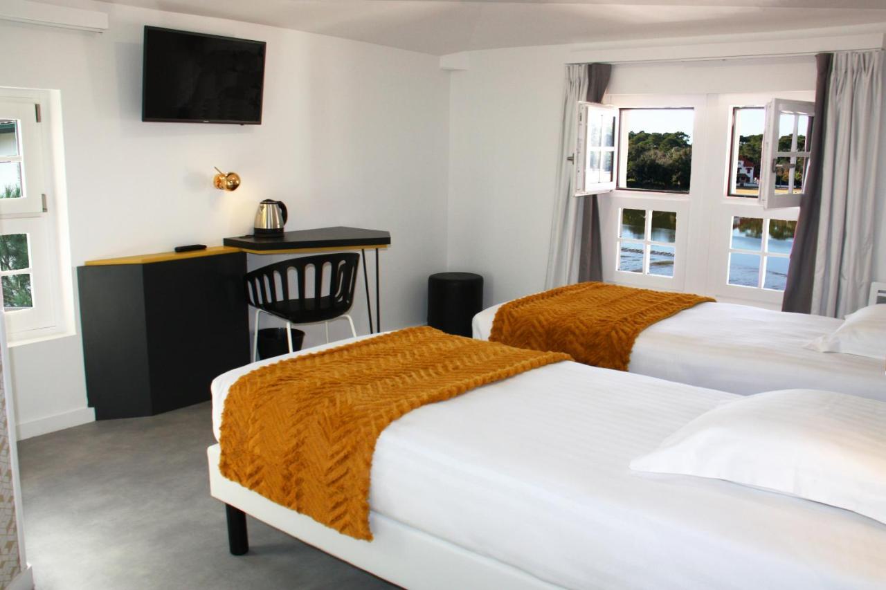 Chambre Lits Jumeaux - Vue sur Lac