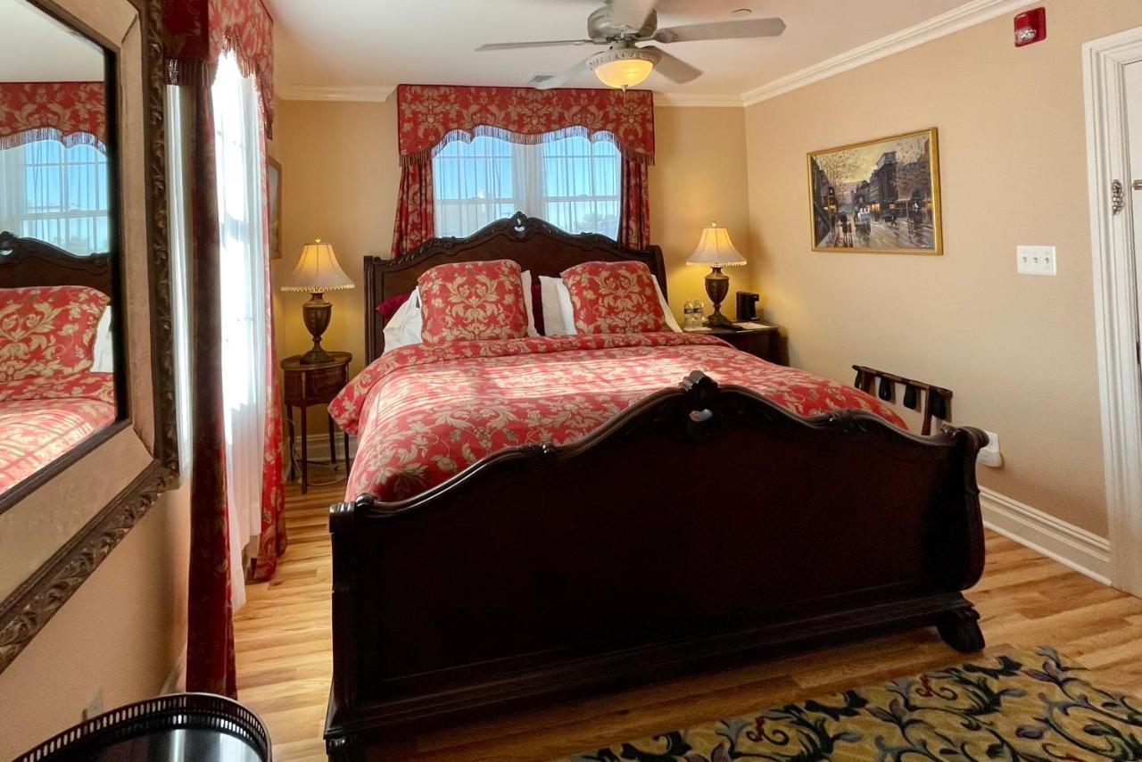 Bordeaux Suite 2