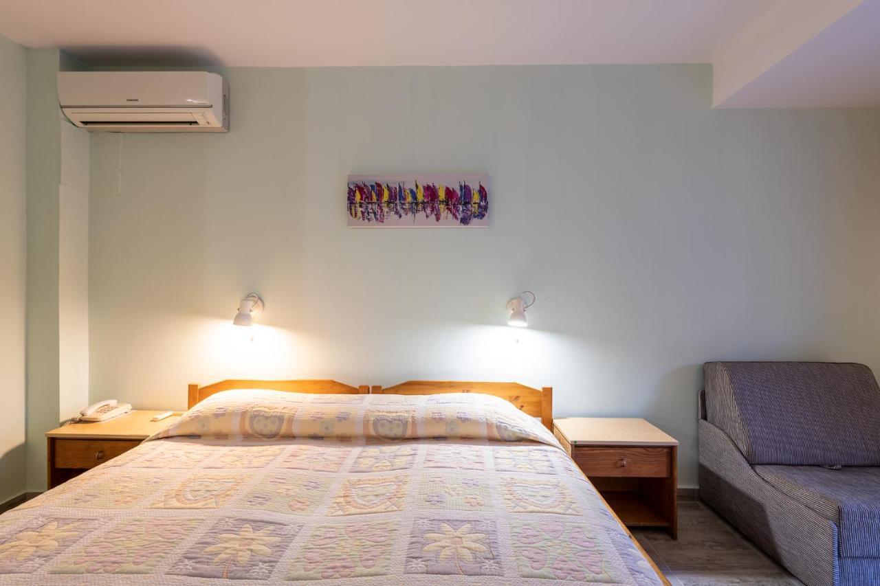 Doppelzimmer mit Balkon (1 Erwachsener + 1 Kind)