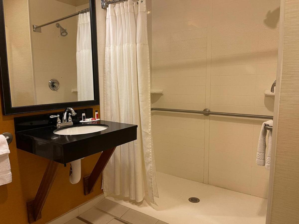 King Room - Mobility Access/Non-Smoking