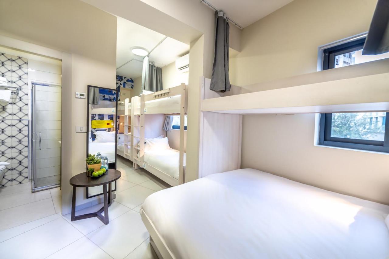 Habitación Familiar Grande (2 adultos + 4 niños)