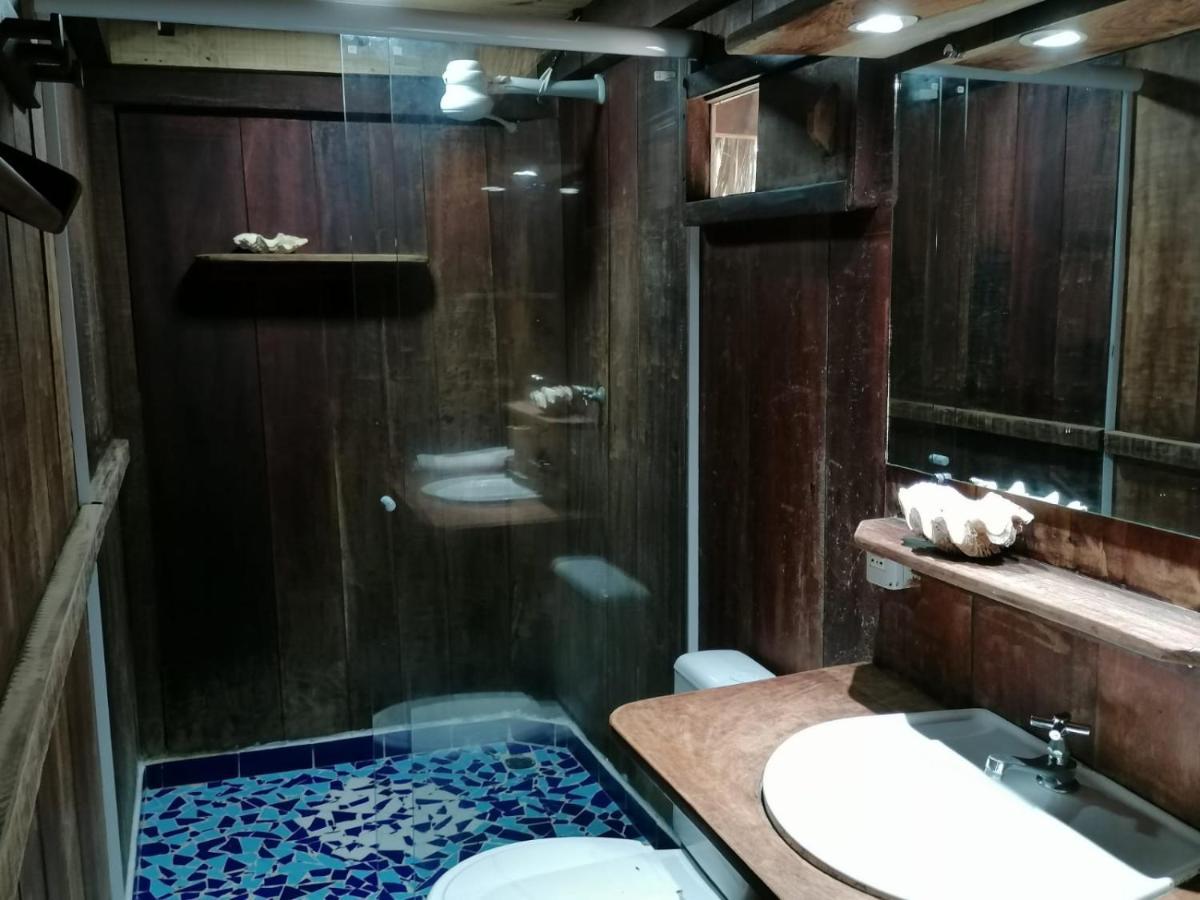 Quarto Duplo Deluxe com Chuveiro