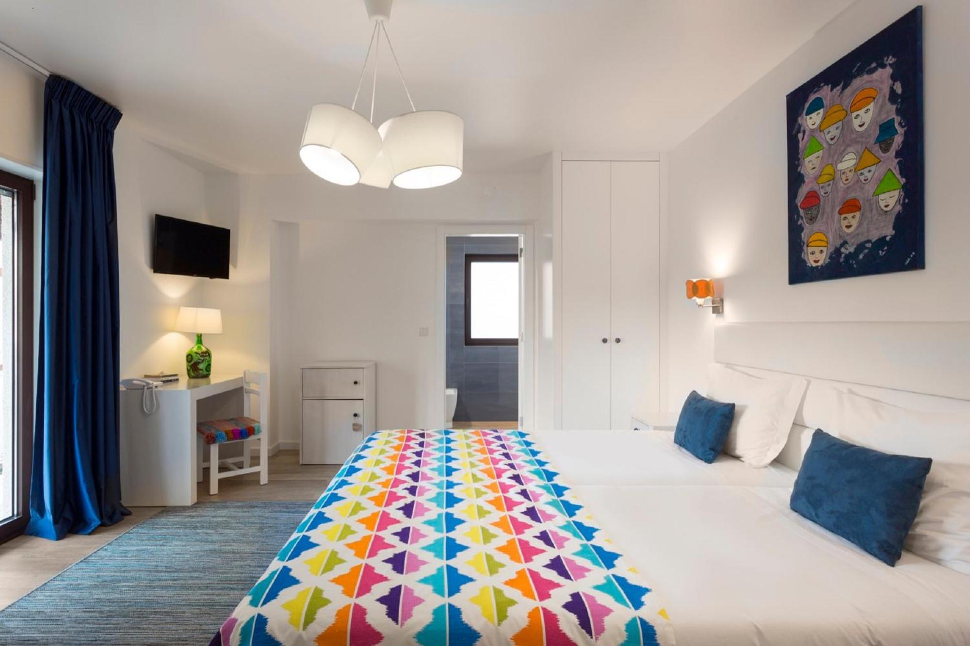 Quarto Triplo com Varanda