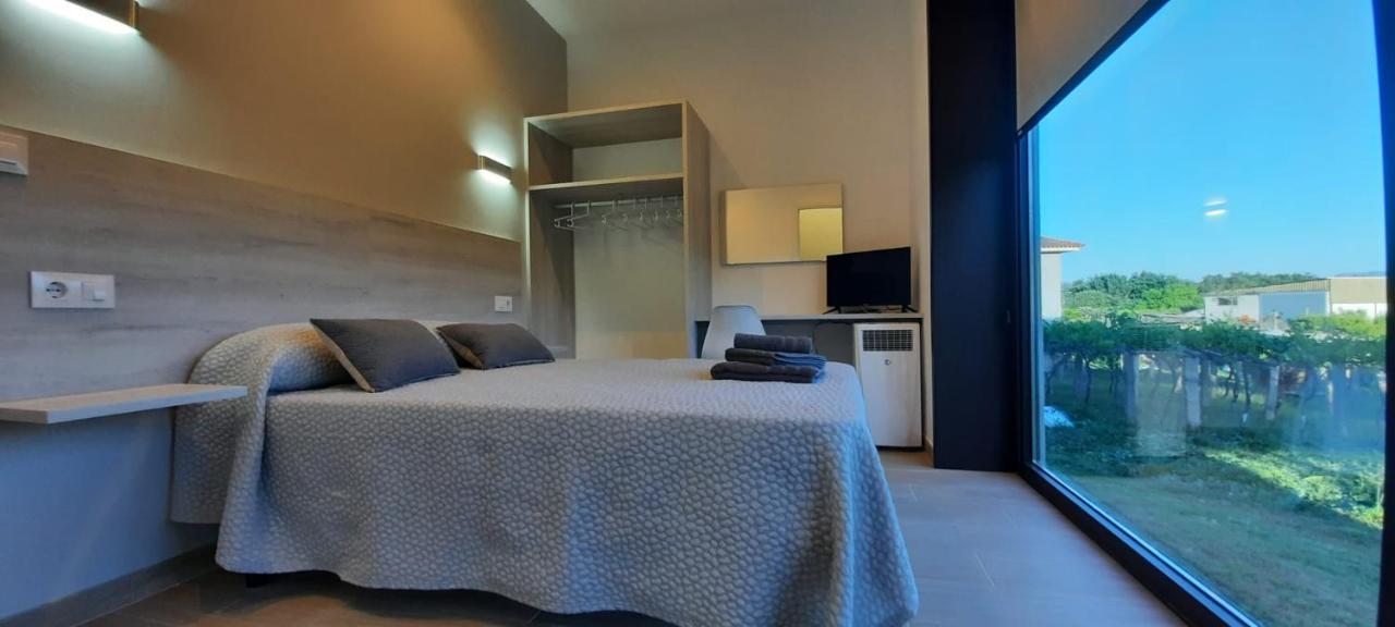 Quarto Duplo com Casa de Banho Privativa