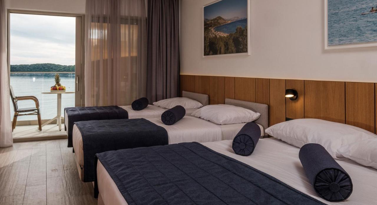 Vierbettzimmer mit Meerblick