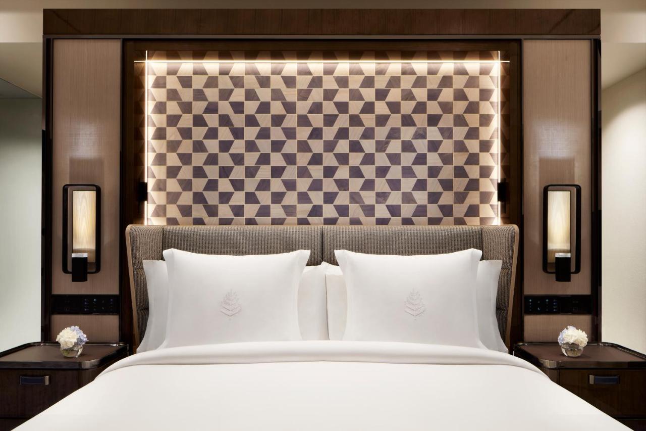 Chambre Lit King-Size Deluxe - Vue sur Pic