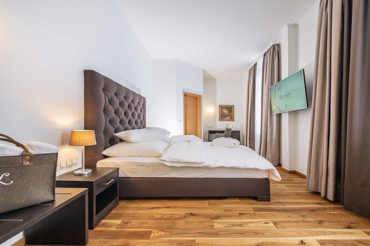 Standard Double Room,1092899838:JPEG