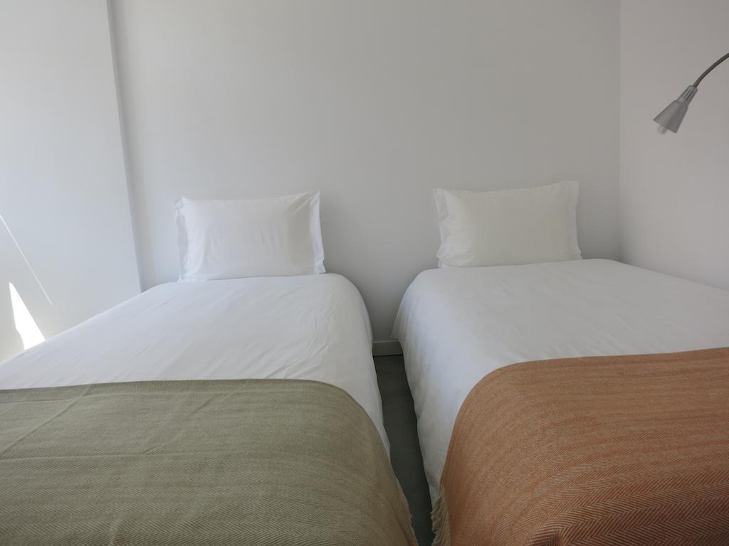 Doppel-/Zweibettzimmer mit Dusche