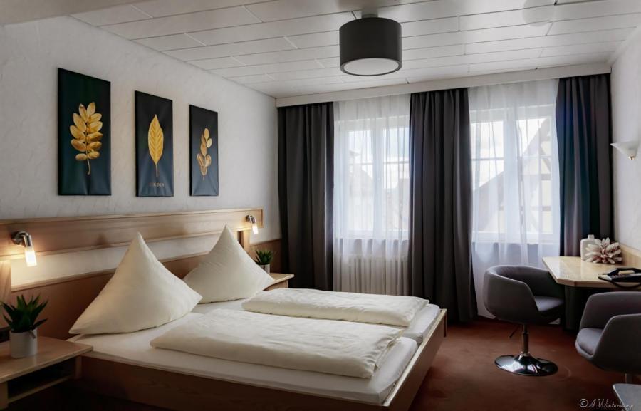 Classic Dreibettzimmer
