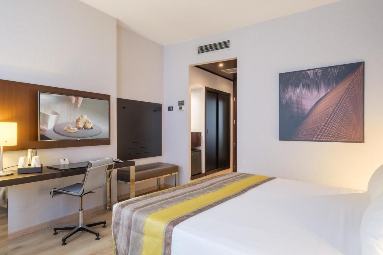 Chambre Double Supérieure (1 Adulte)