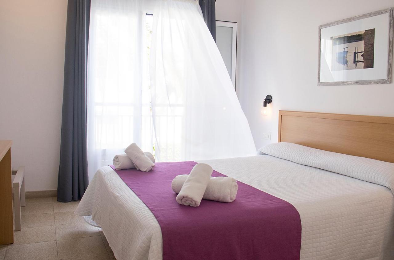 Double Room with Balcony,1498542955:JPEG