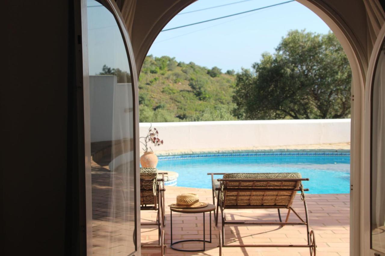 Quarto King com Vista Piscina
