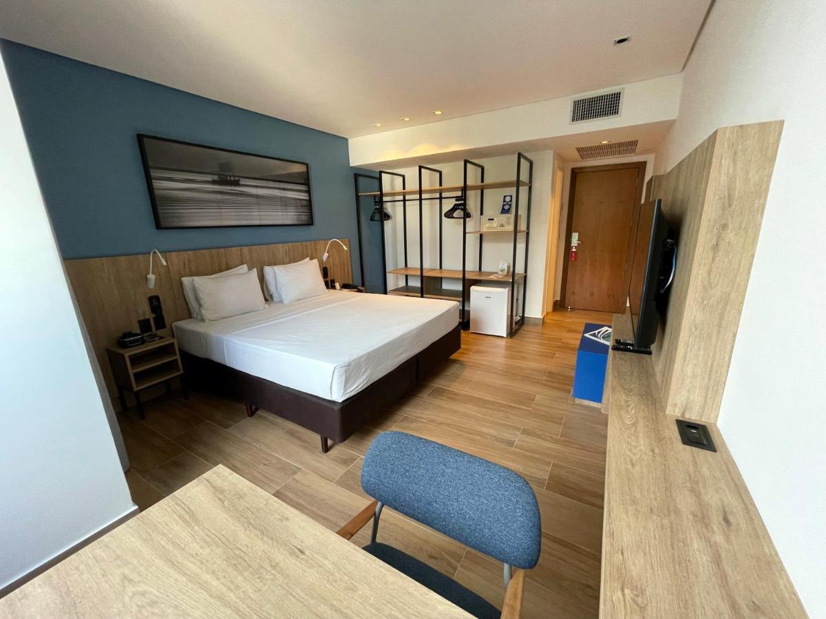 Quarto Duplo Standard