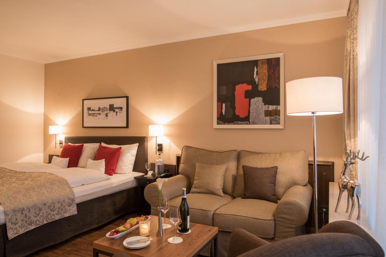 Doppelzimmer mit Balkon