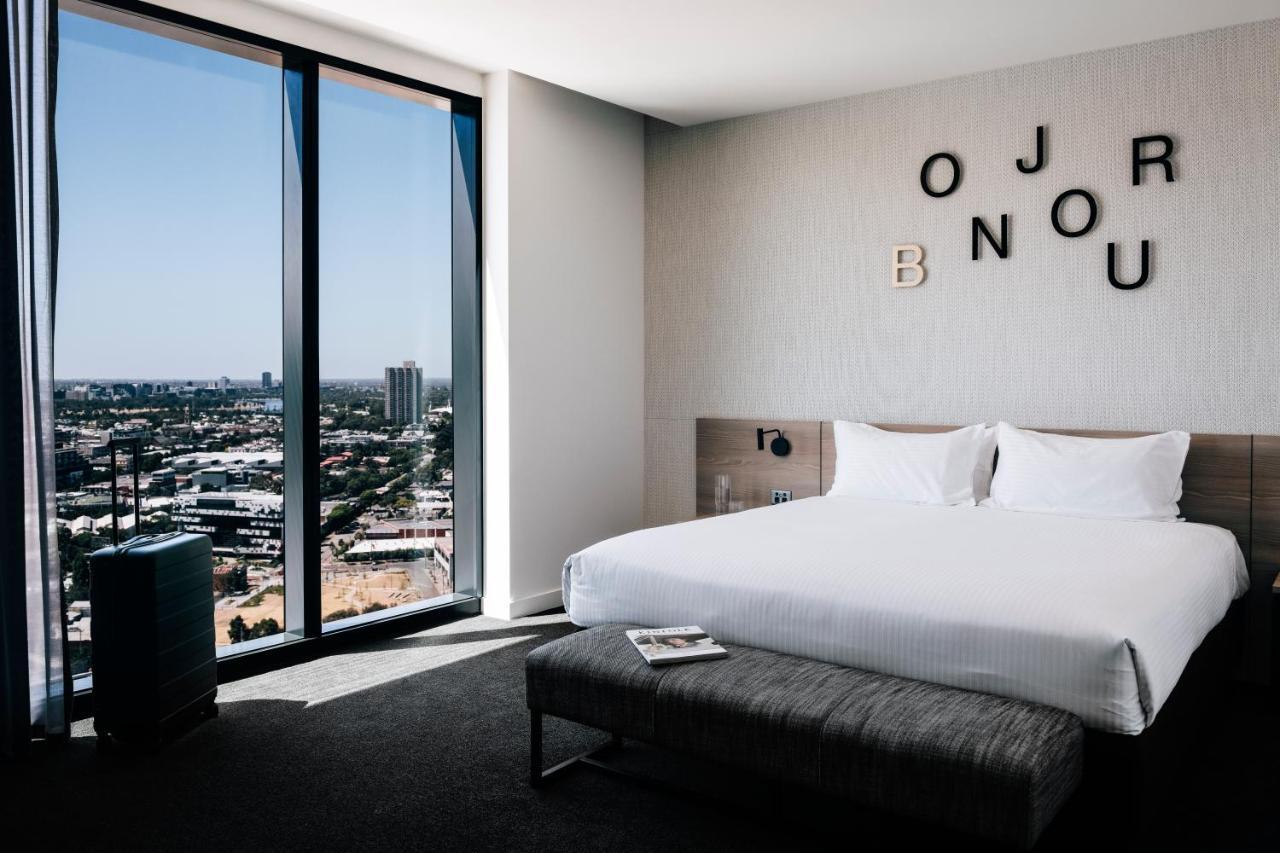 Suite mit 1 Schlafzimmer mit Kingsize-Bett und Stadtblick