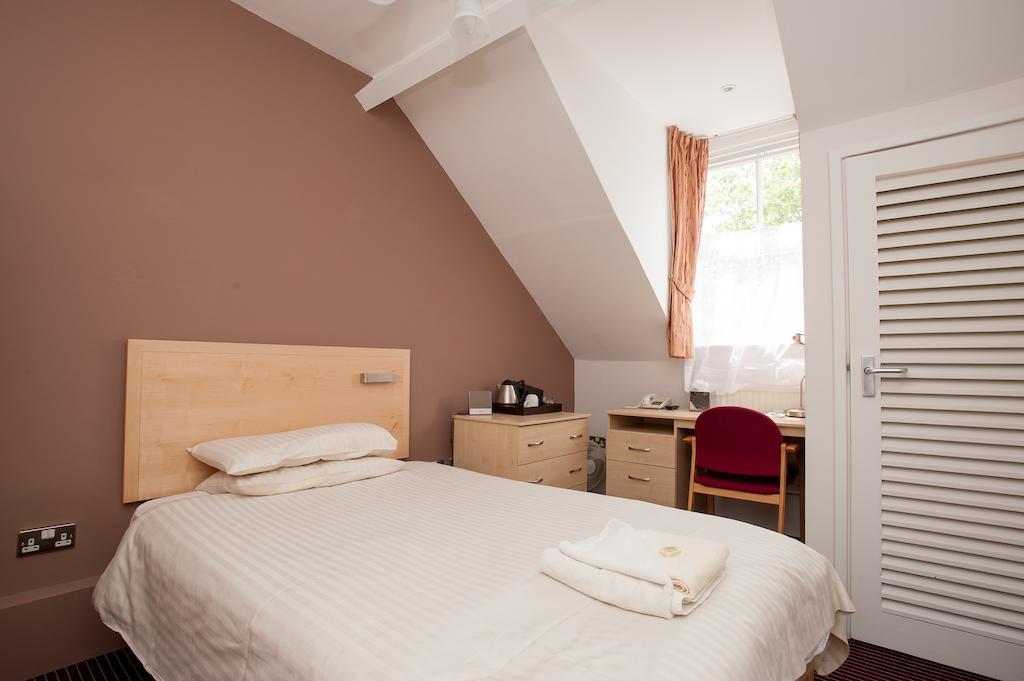 Chambre Simple Standard