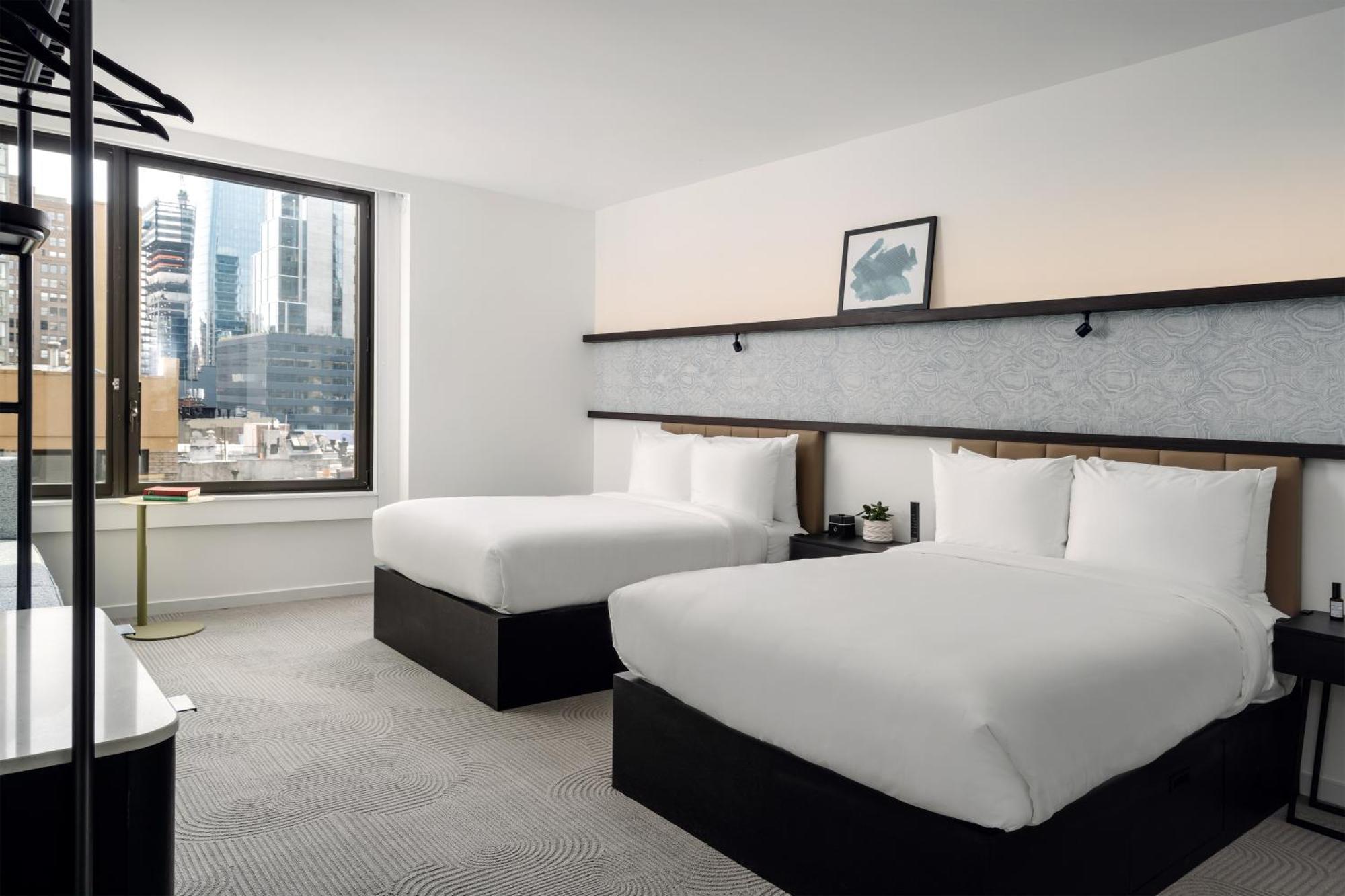 Quarto com 2 Camas de Casal - Acessível a Pessoas com Mobilidade Condicionada
