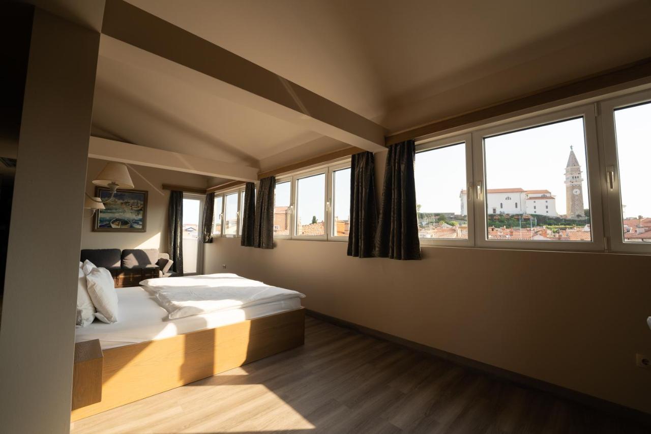 Suite con 1 Camera da Letto, Balcone e Vista Città