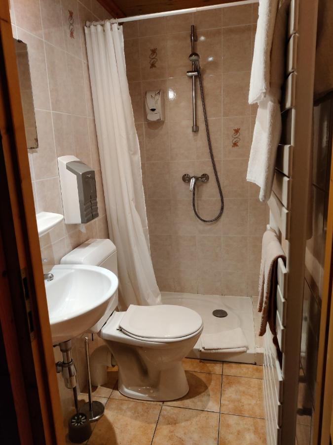 Chambre Lits Jumeaux avec Douche
