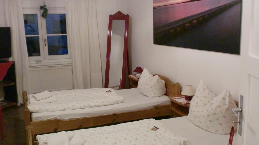 Doppelzimmer mit Gemeinschaftsbad