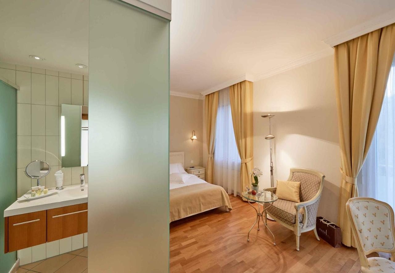 Chambre Simple Confort – Vue sur Village