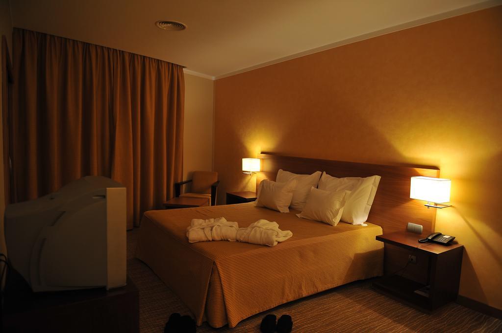 Quarto Duplo