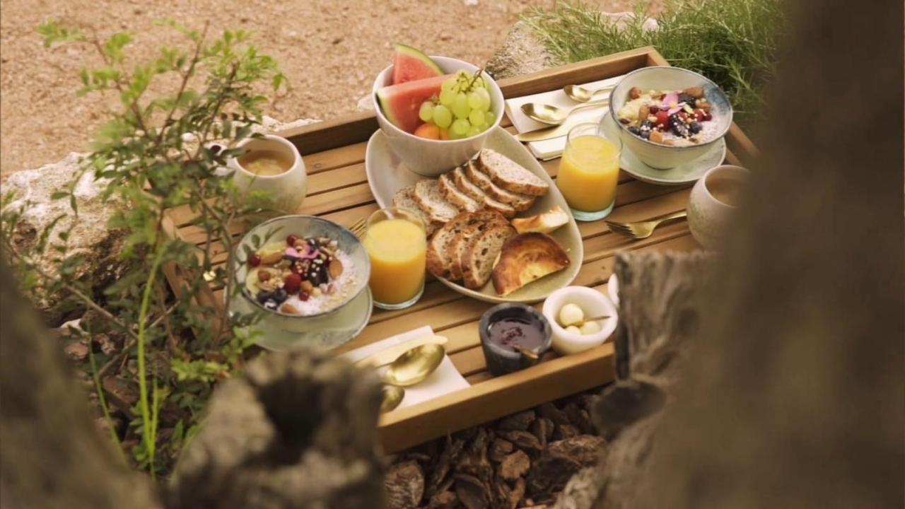 Suite avec Jardin Privé et Bain à Remous