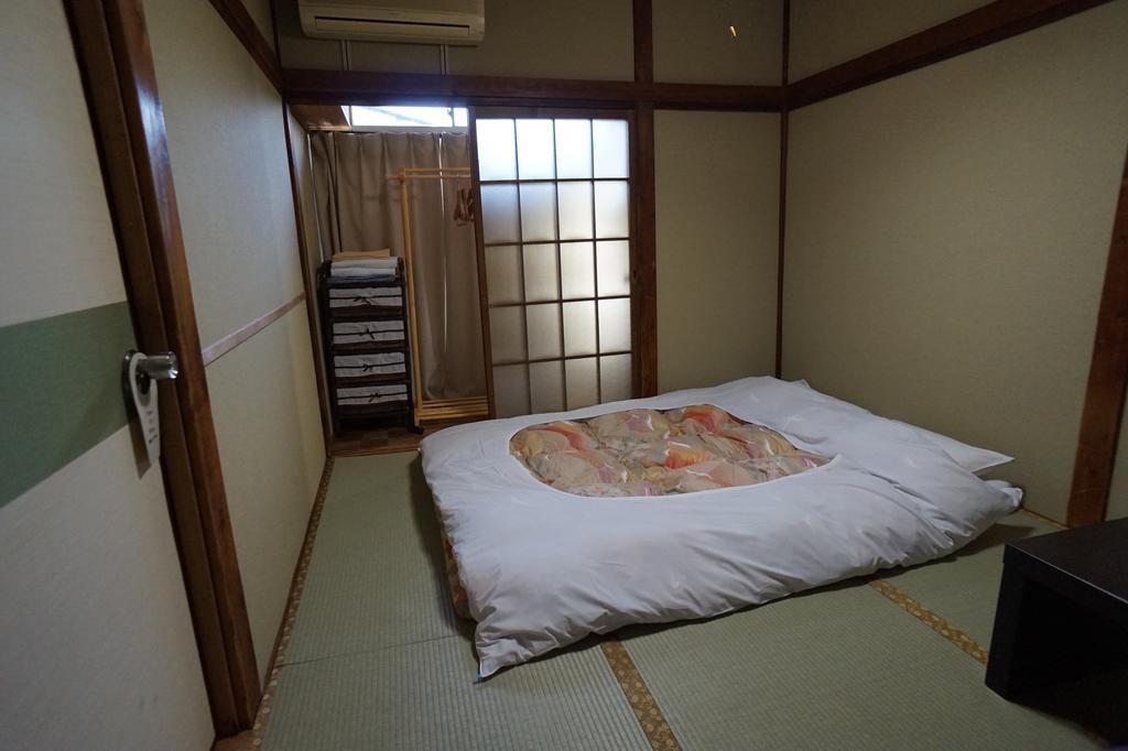 Chambre Double avec Salle de Bains Commune A