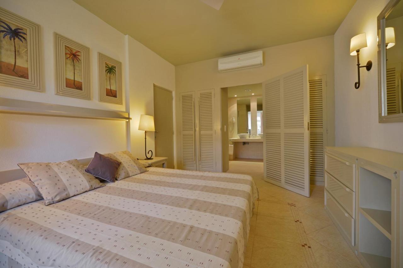 Quarto Duplo ou Twin com Vista Mar Parcial