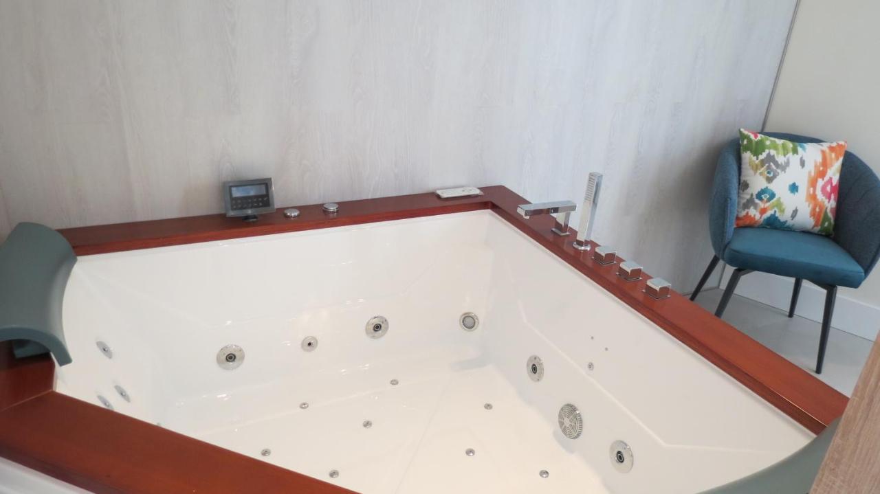 Deluxe Apartment mit Whirlpool